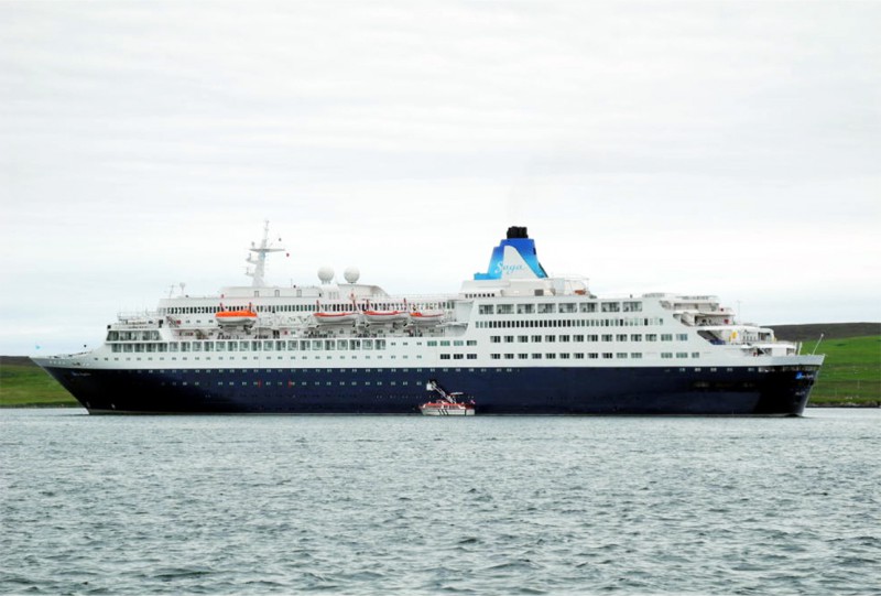 no139_img_cruiseship